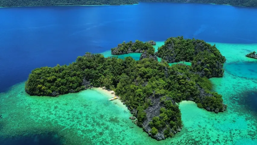 Labengki Island Lagoon Escape